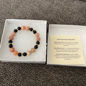 Gorgeous stone bracelet